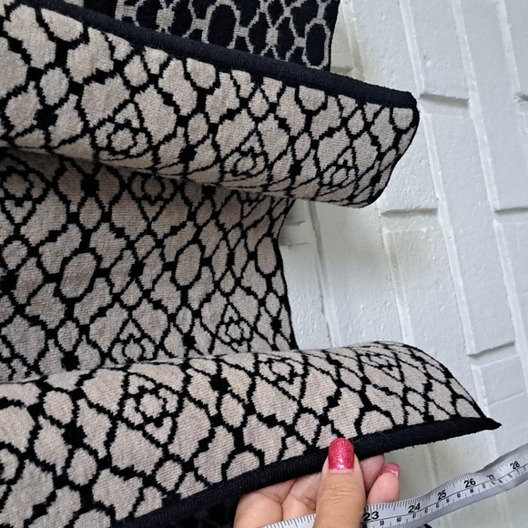 Andrea Jovine Black/Cream Open Sweater Cardigan. Size Medium - Picture 5 of 9